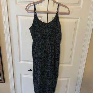 Old Navy black gray animal print cotton slit midi dress Large
